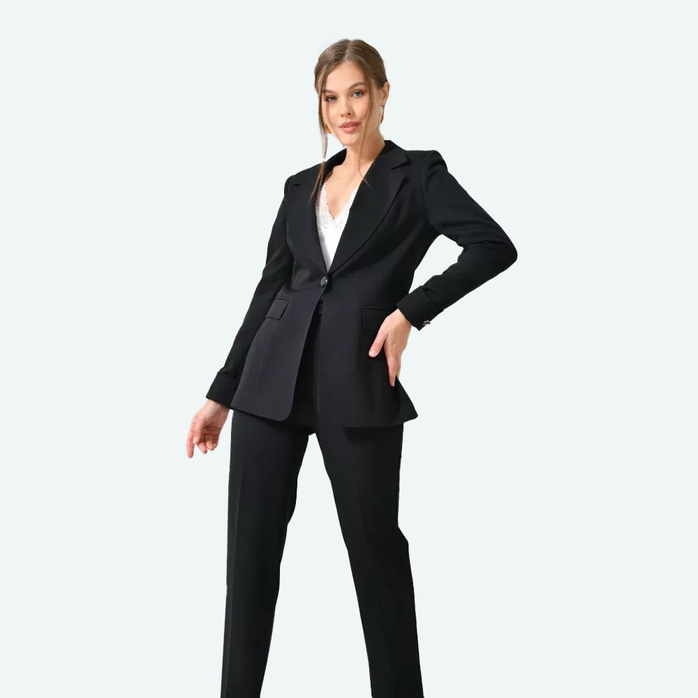 Женски костум со рачен додаток и панталони со широка ногавица – црна боја