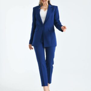 Елегантен женски костим Capri– сако со панталони тегет боја