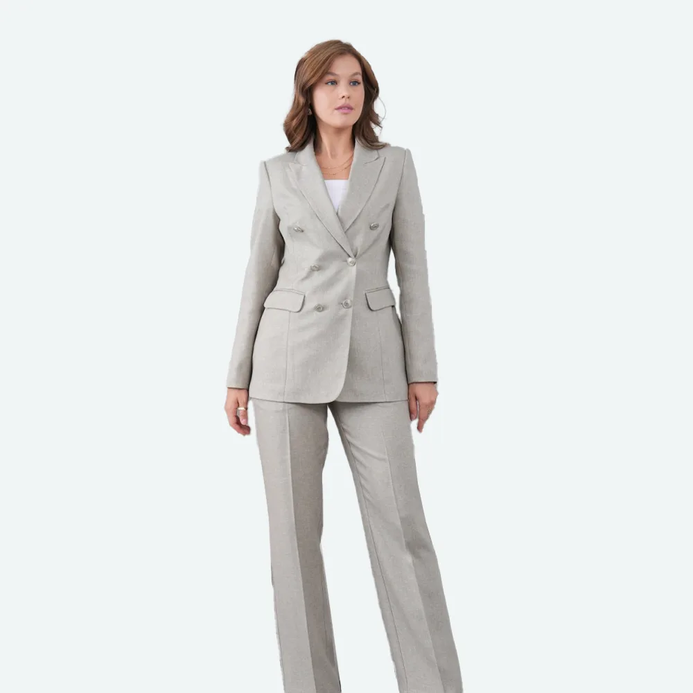 Елегантен женски сет – сако со панталони во светлосива нијанса